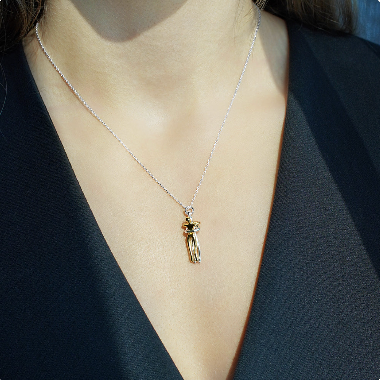 Ever Lasting Hug Necklace With Eternal Rose Box