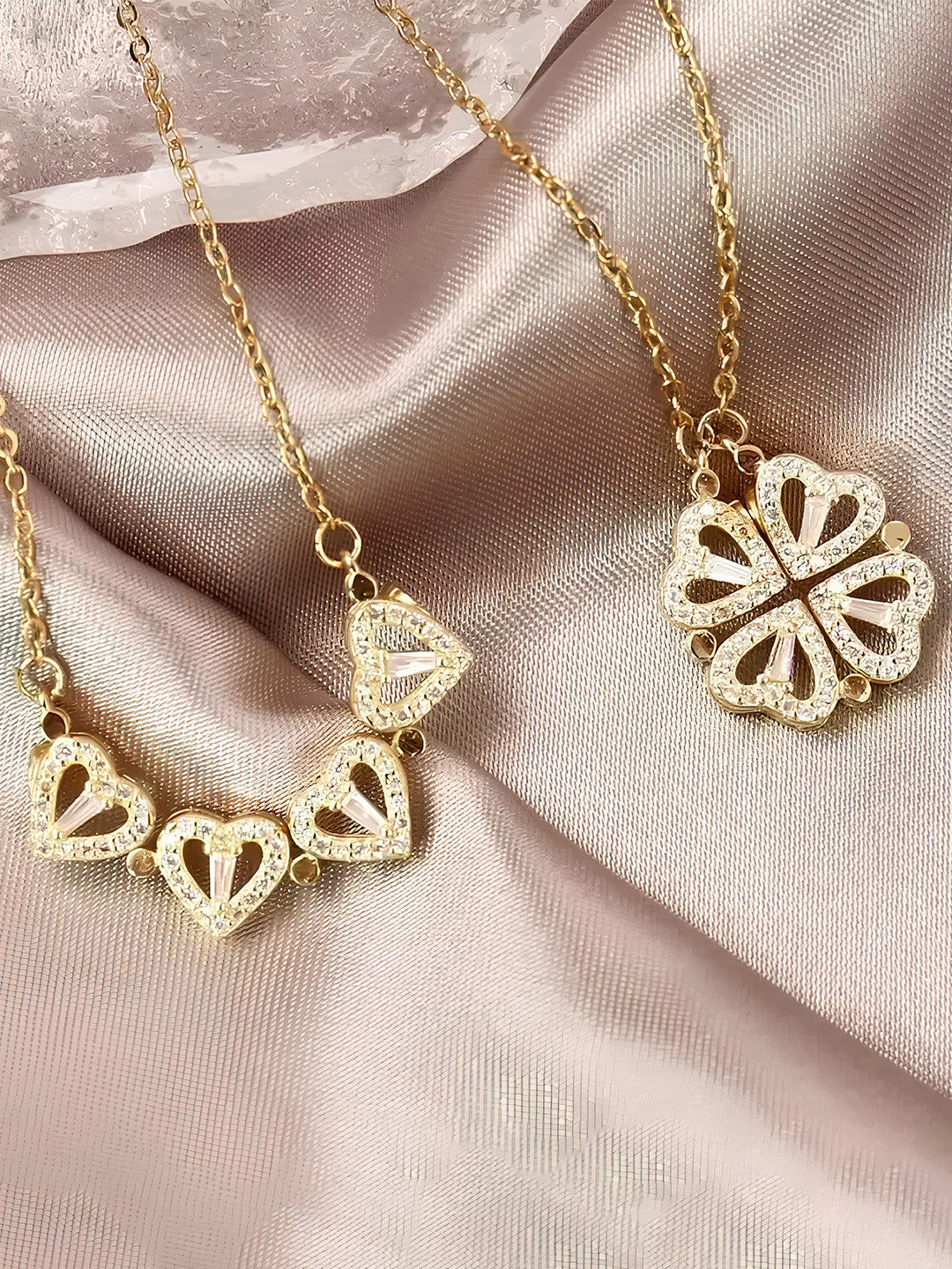 Four Leaf Clover Necklace - With Six Roses Gift Box