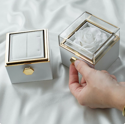 Ever Lasting Hug Necklace With Eternal Rose Box