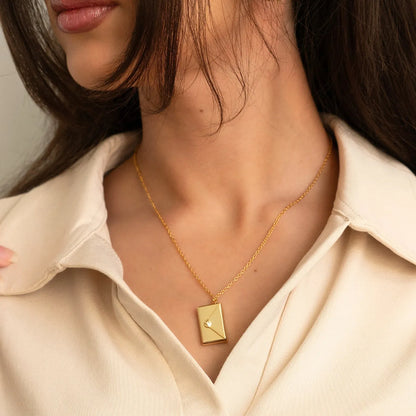"Love Letter Necklace" Eternal Rose Gift Box